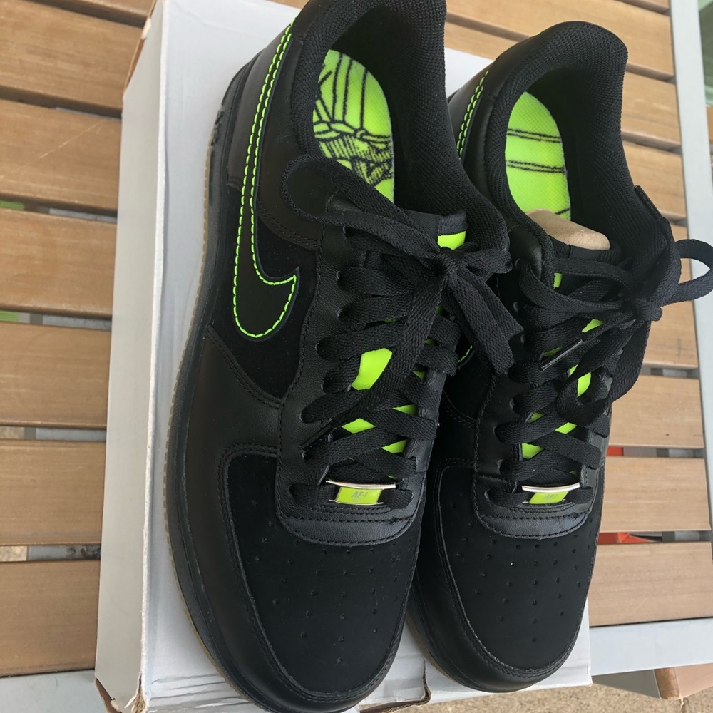 Men’s Nike Air Force 1 Players